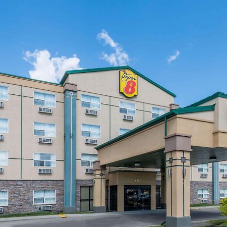 Super 8 By Wyndham Red Deer City Centre Extérieur photo